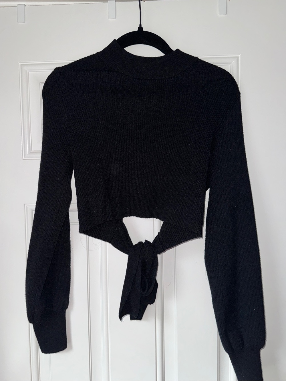 Black Cropped Tie-Back Knit Sweater